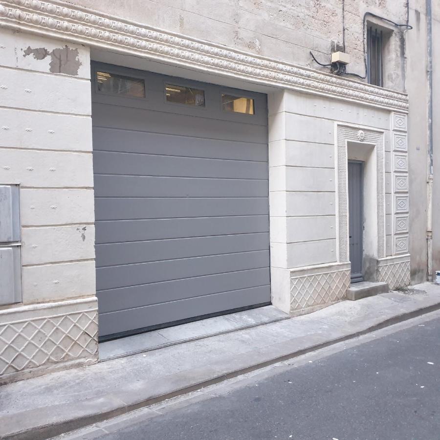 Maison Intra Muros, Terrasses Avec Vue Jaccuzzi Et Garage Avignone Esterno foto