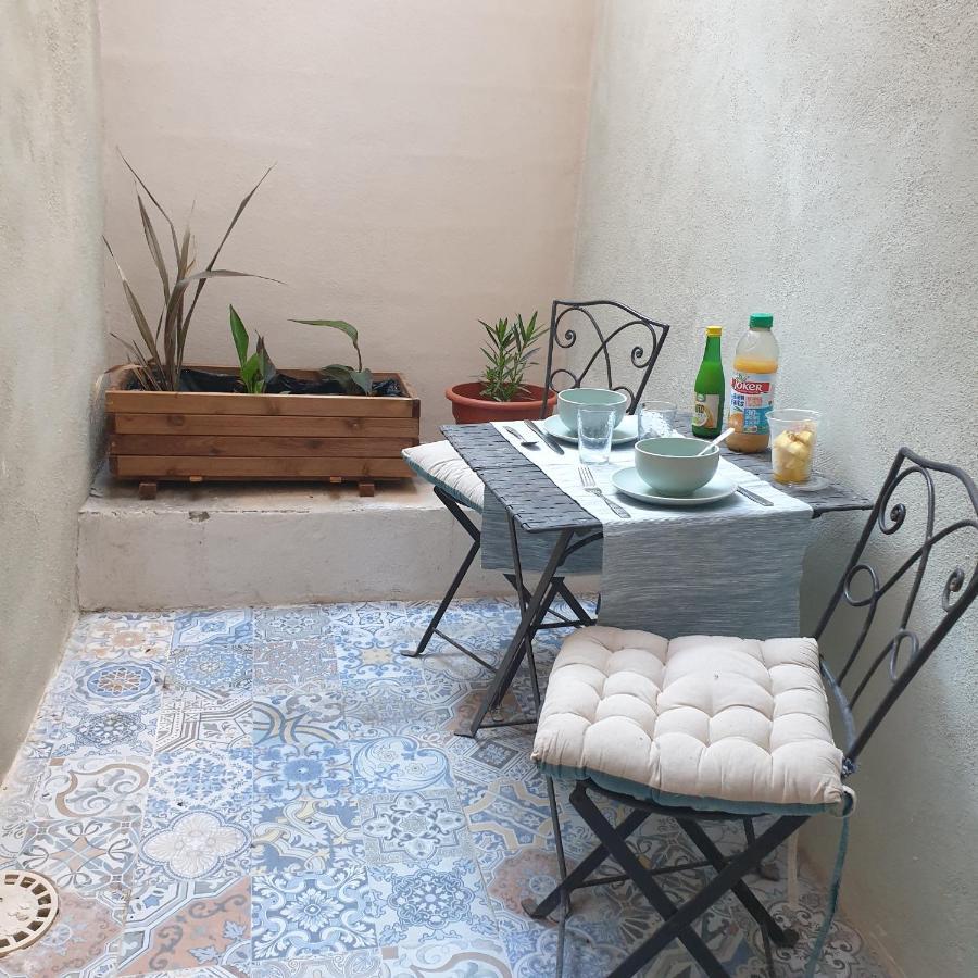 Maison Intra Muros, Terrasses Avec Vue Jaccuzzi Et Garage Avignone Esterno foto